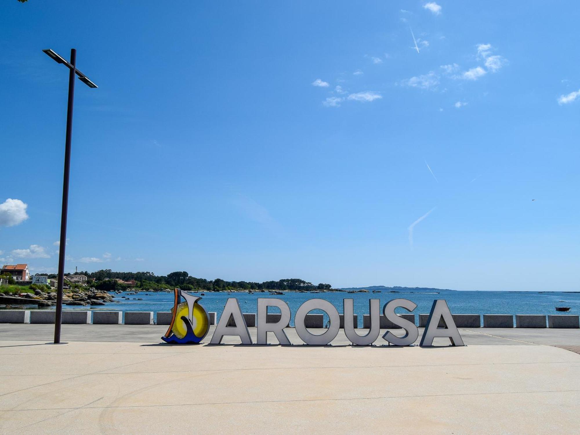 Apartamentos Illa De Arousa Centro 3000 Екстериор снимка
